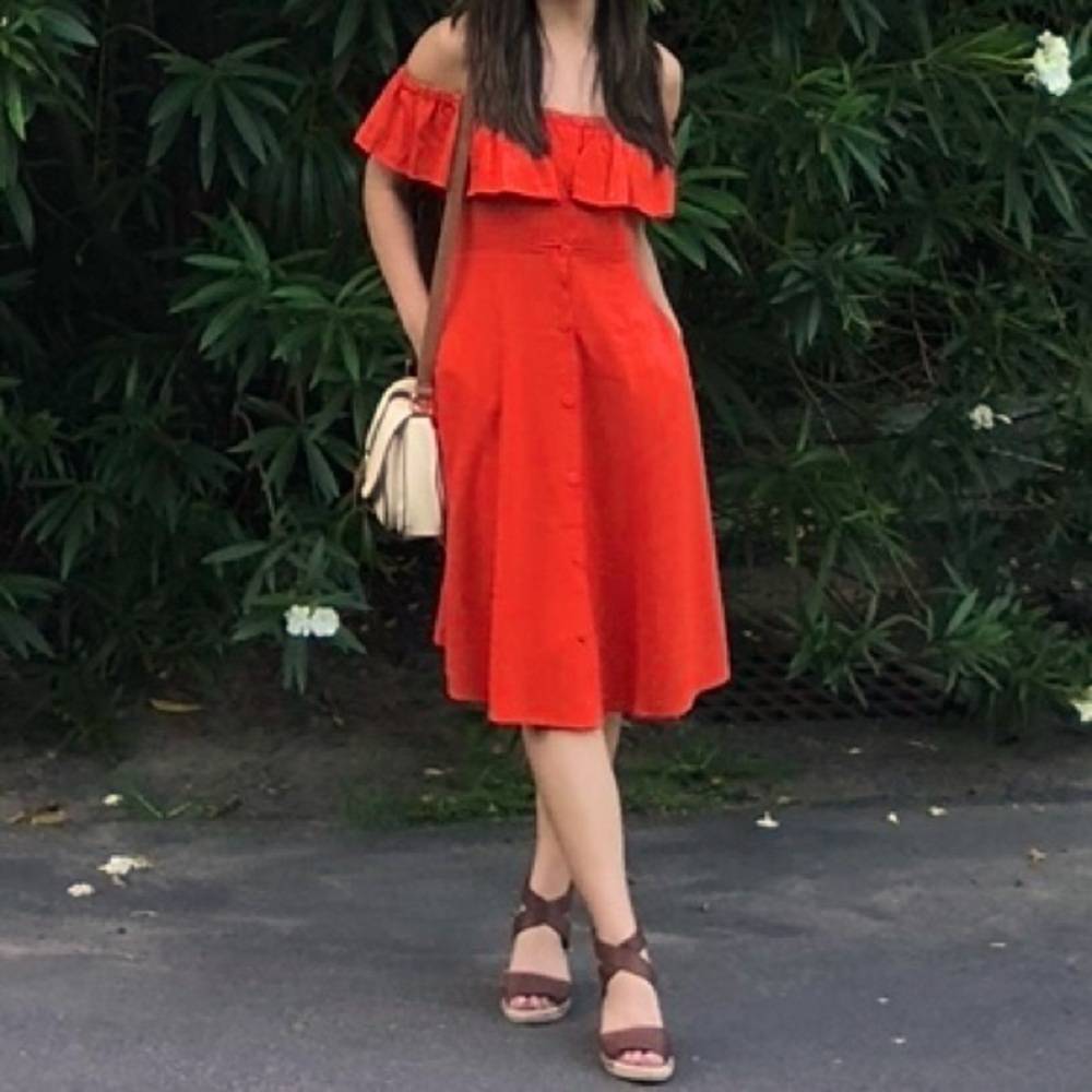 Linen Blend Off-Shoulder Dress